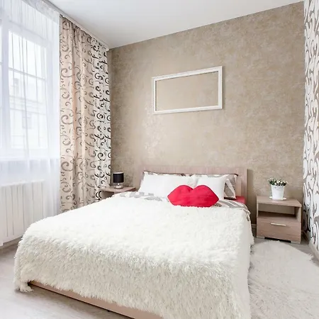 Апартаменти Karla Marksa Mgapartments